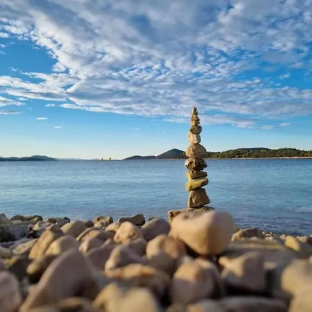 아파트 In Tribunj Near Seafront And Beaches *