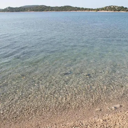 In Tribunj Near Seafront And Beaches 아파트 *