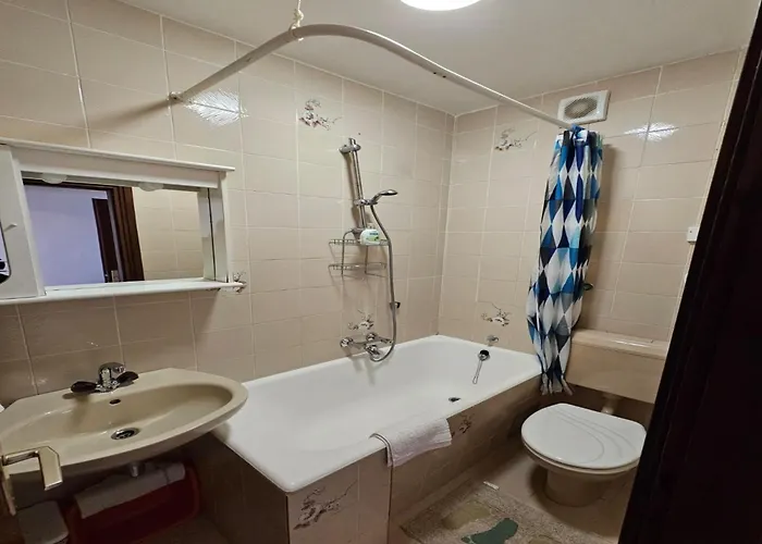 In Tribunj Near Seafront And Beaches Lejlighed *